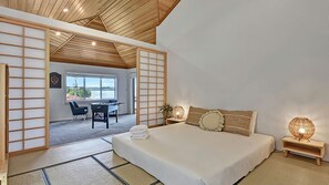 5 bedrooms, iron/ironing board, free WiFi, bed sheets