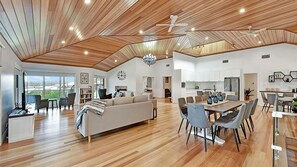 Interior - Lake Daze at Coal Point - Lakeviews, Pool & BBQ (Coal Point)