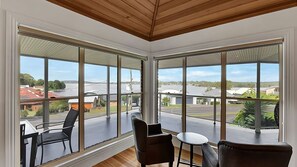 Interior - Lake Daze at Coal Point - Lakeviews, Pool & BBQ (Coal Point)