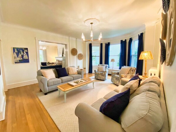 Fernseher, Streaming-Dienste, Arbeitsbereiche