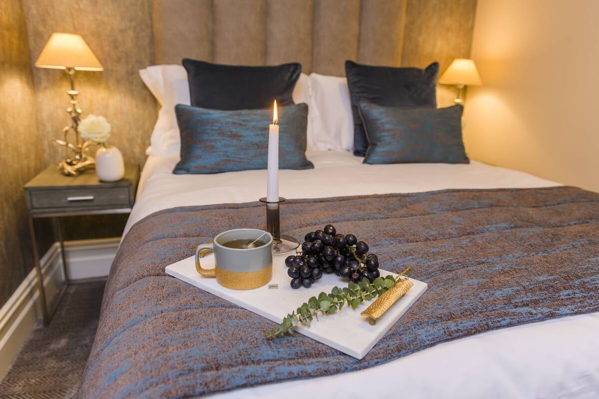 Habitación Deluxe | Sábanas de algodón egipcio y ropa de cama de alta calidad 