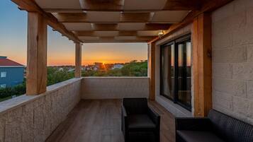 Villa, Smoking | 4 bedrooms