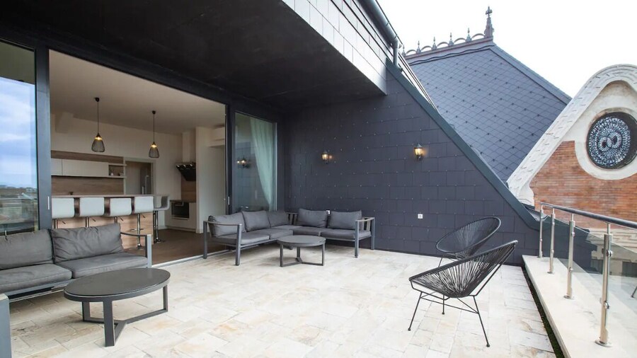 ZOYA LUXURY RESIDENCE