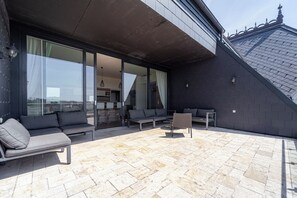 Luxury Penthouse | Terrace/patio