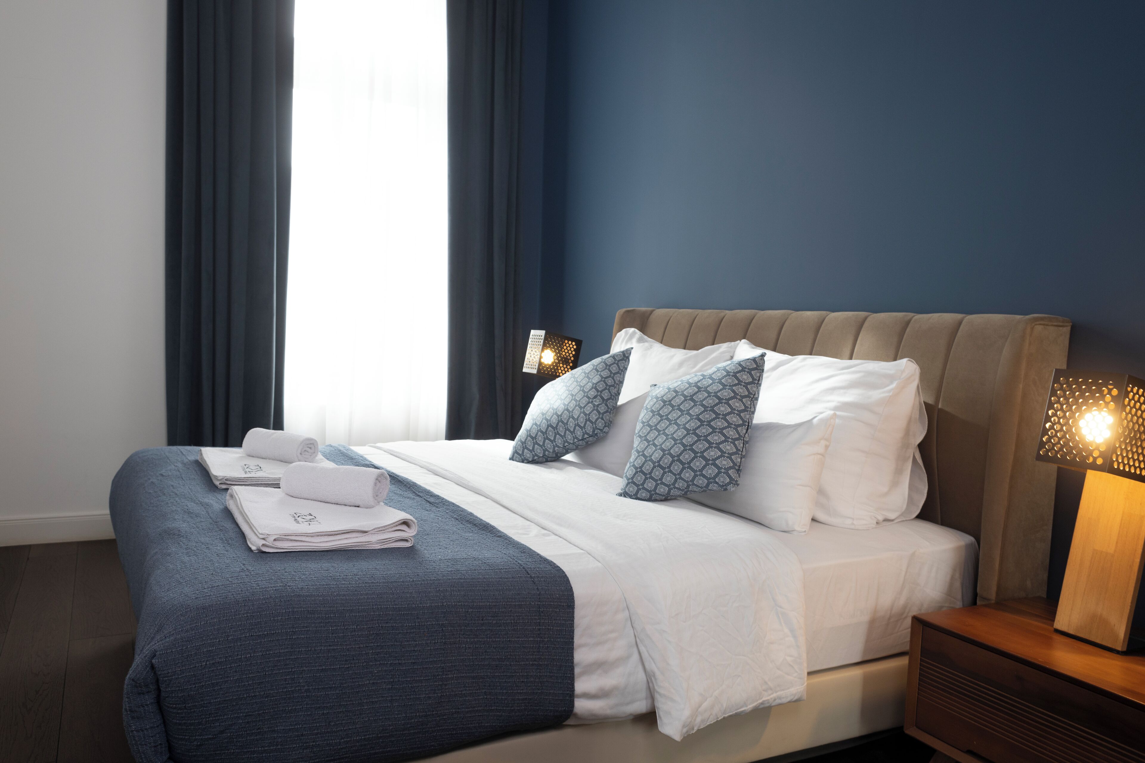 高级公寓, 2 间卧室 | 客房内保险箱、特色装修、特色家居、办公桌