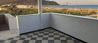 A lovely home ideal for families with their feet in the water