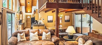 Pinecone Cottage • Hot Tub • Ski Bear Valley, Espresso, Pellet Stove, A/C