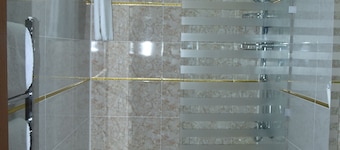 Naxçıvan Palace Hotel