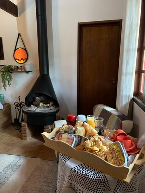 1 quarto, frigobar, Wi-Fi de cortesia, roupa de cama