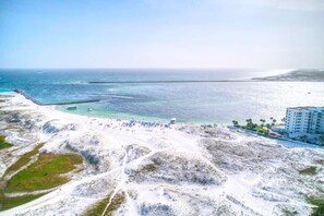 Beach nearby, beach towels