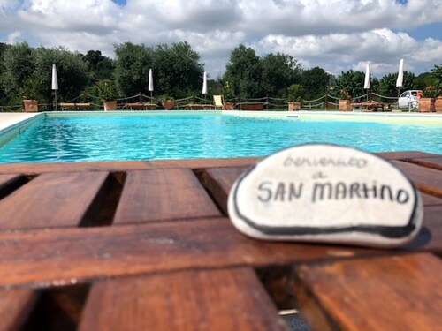 MARGHERITA x 4 people located in the green only 4km from the sea and with swimming pool