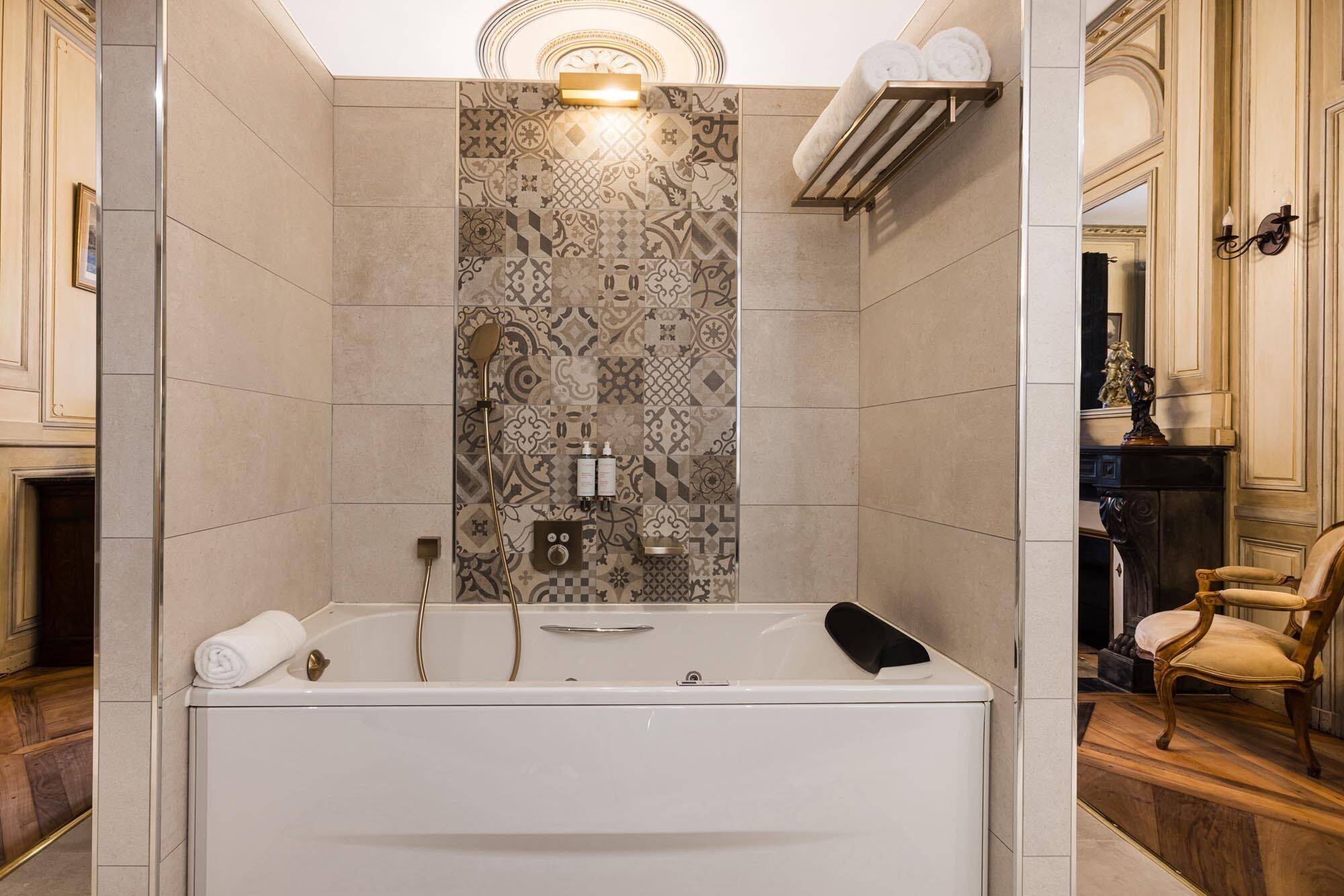 Photo - Le Petit Manoir