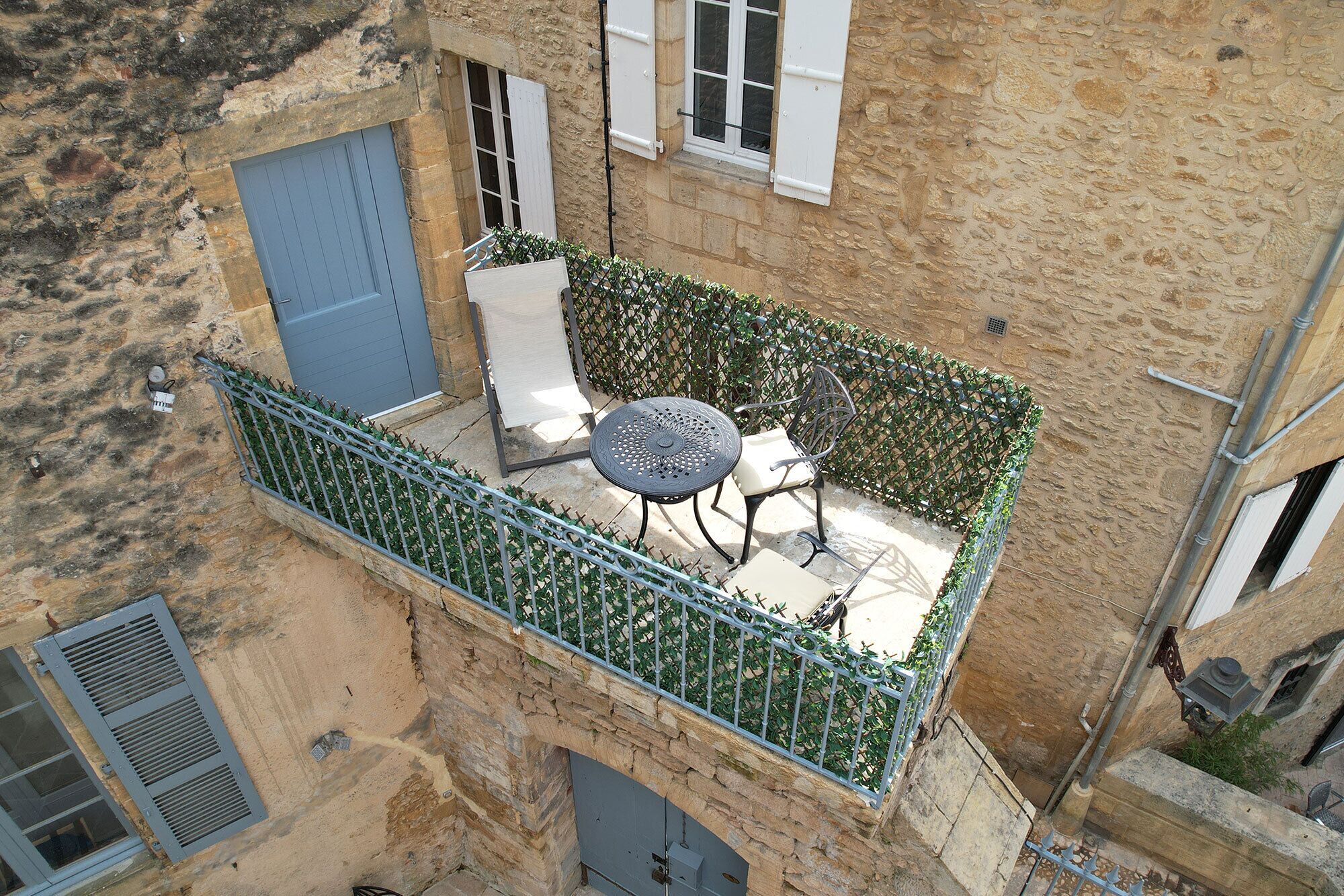Photo - Le Petit Manoir