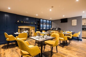 包含每日全套早餐