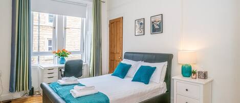 1 soverom, reiseseng for barn, wi-fi (inkludert) og sengetøy