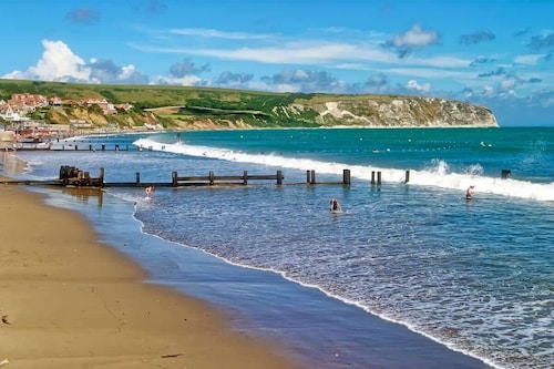 Swanage Sea View Apartment Near beach Dizzy Lows