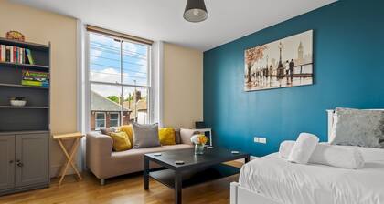 Perfect 1-bed base in Canterbury with Parking - Pass the Keys