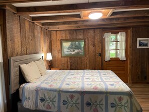 3 bedrooms, bed sheets