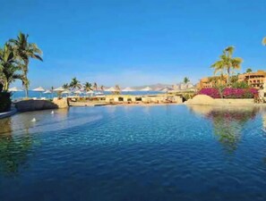 Outdoor pool, an infinity pool