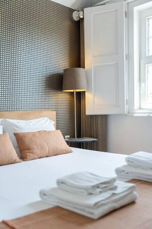 1 bedroom, travel crib, WiFi, bed sheets
