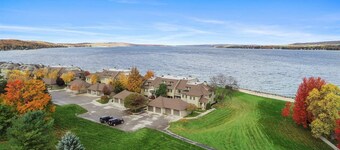 Boyne City, Lake Charlevoix Condo with View of Harbor, Sleeps 11