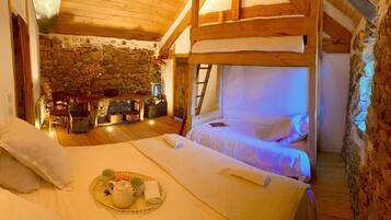 3 bedrooms, bed sheets