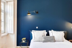 1 bedroom, iron/ironing board, travel cot, WiFi - Boavista Blue Studio by DA'HOME (Porto)