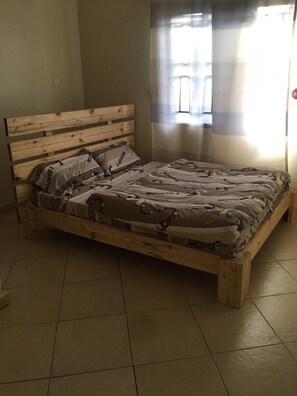 1 soverom, wi-fi (inkludert) og sengetøy