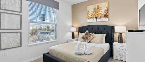 5 bedrooms, iron/ironing board, free WiFi, bed sheets