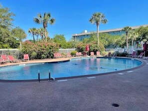 Indoor pool, a heated pool - Resort Breeze-2 BR, Pools, Hot Tub, Tennis, Beach (Hilton Head Island)