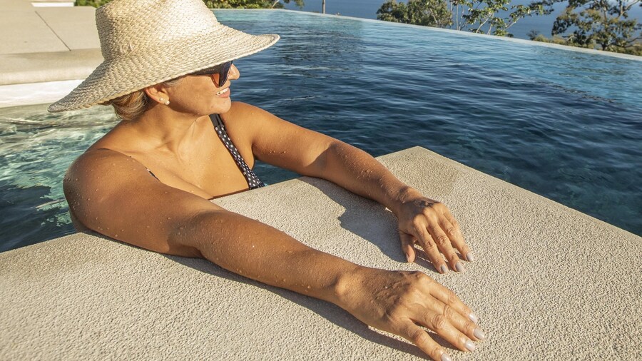 Adeluna Luxury Ocean View Villas