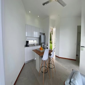 Microwave, coffee/tea maker - Adeluna Luxury Ocean View Villas (Cóbano)