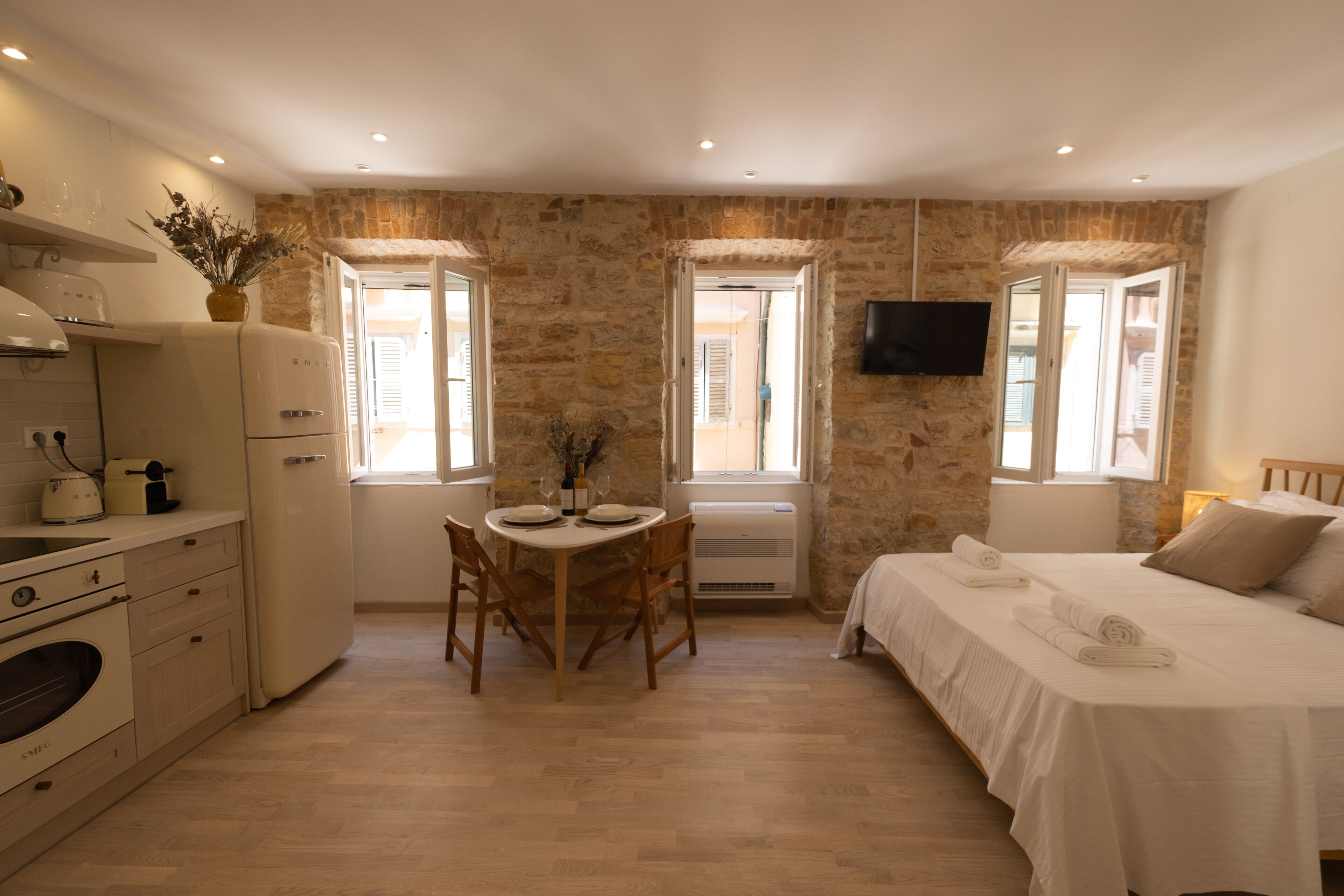 1 bedroom, iron/ironing board, free WiFi