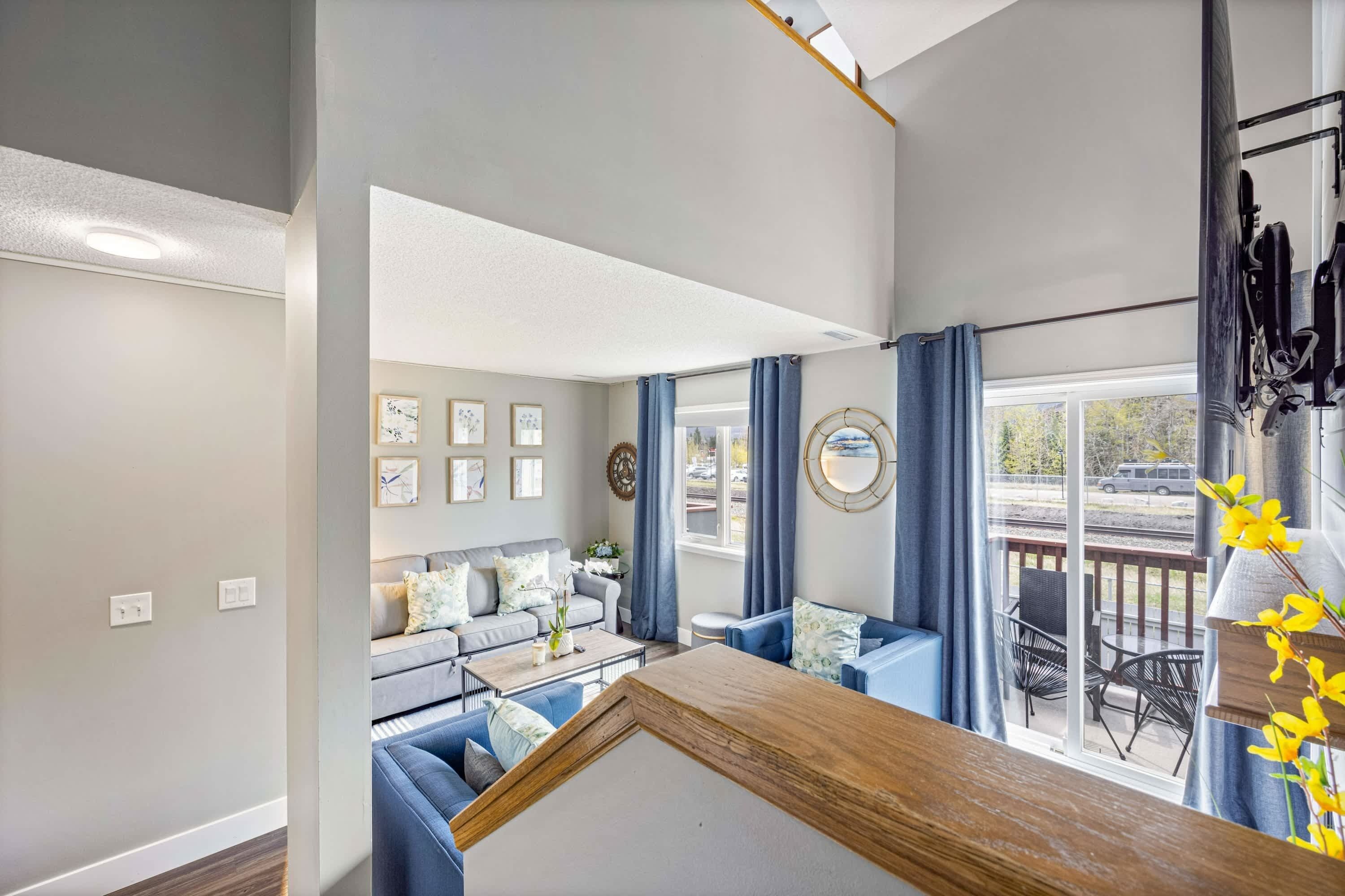 Fernseher, Kamin, Stereoanlage, Arbeitsbereiche