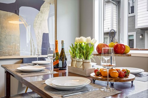 The Minerva Panorama Top View&Luxury 3BR 1.5BTH