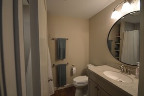 Badekar, håndklæder, Toiletpapir