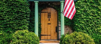 Riversbye: Historical: 3 ensuite bedrooms: Kayaks