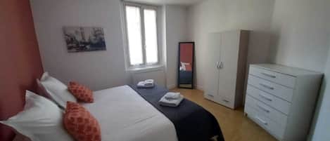 2 bedrooms, free WiFi, bed sheets