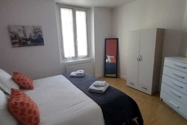 2 dormitorios, wifi gratis, ropa de cama