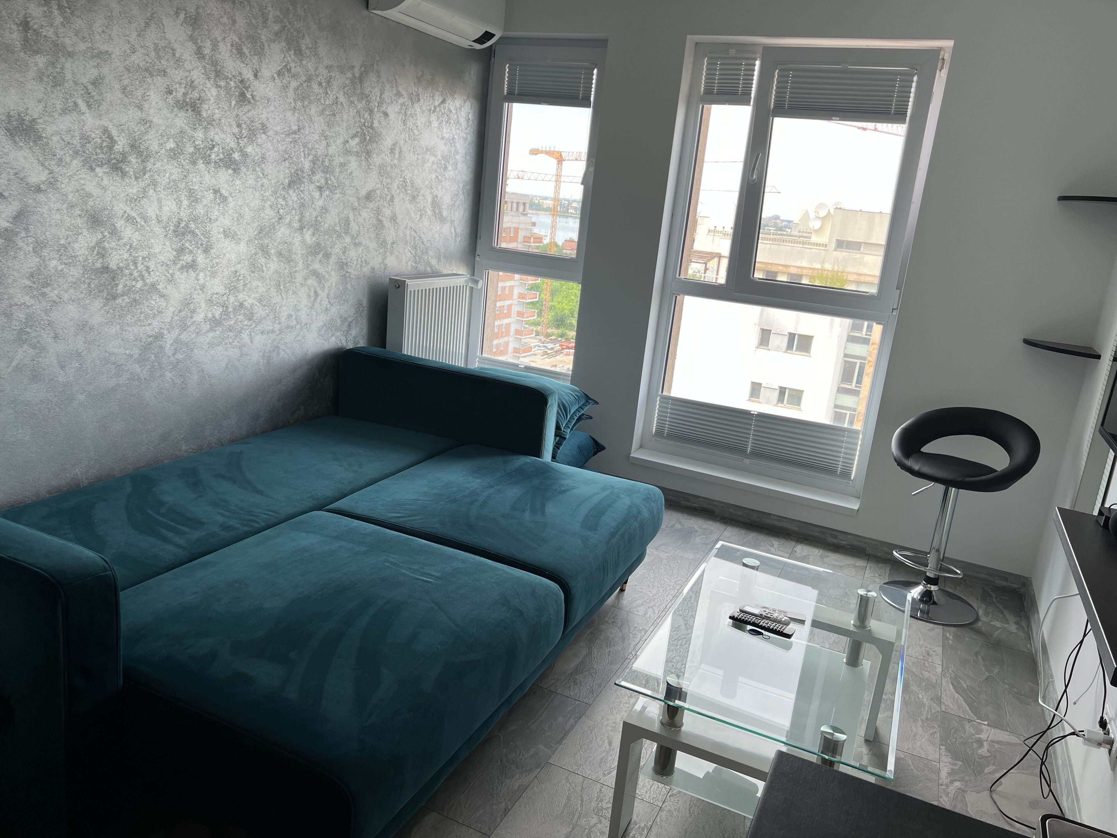 Junior Apartment | Living area | 39-inch Smart TV with cable channels, TV, Netflix