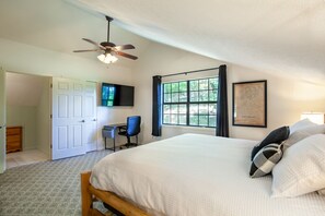 3 soveværelser, skrivebord, strygejern/strygebræt, gratis Wi-Fi