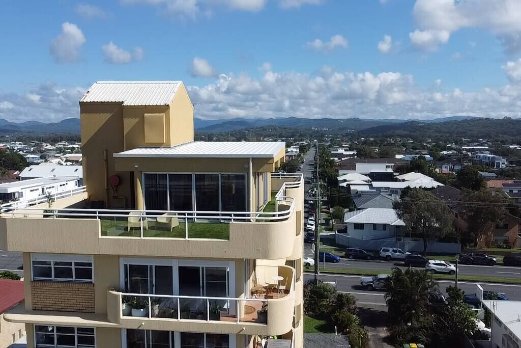 Luxurious Palm Beach Vacation 3BR2B