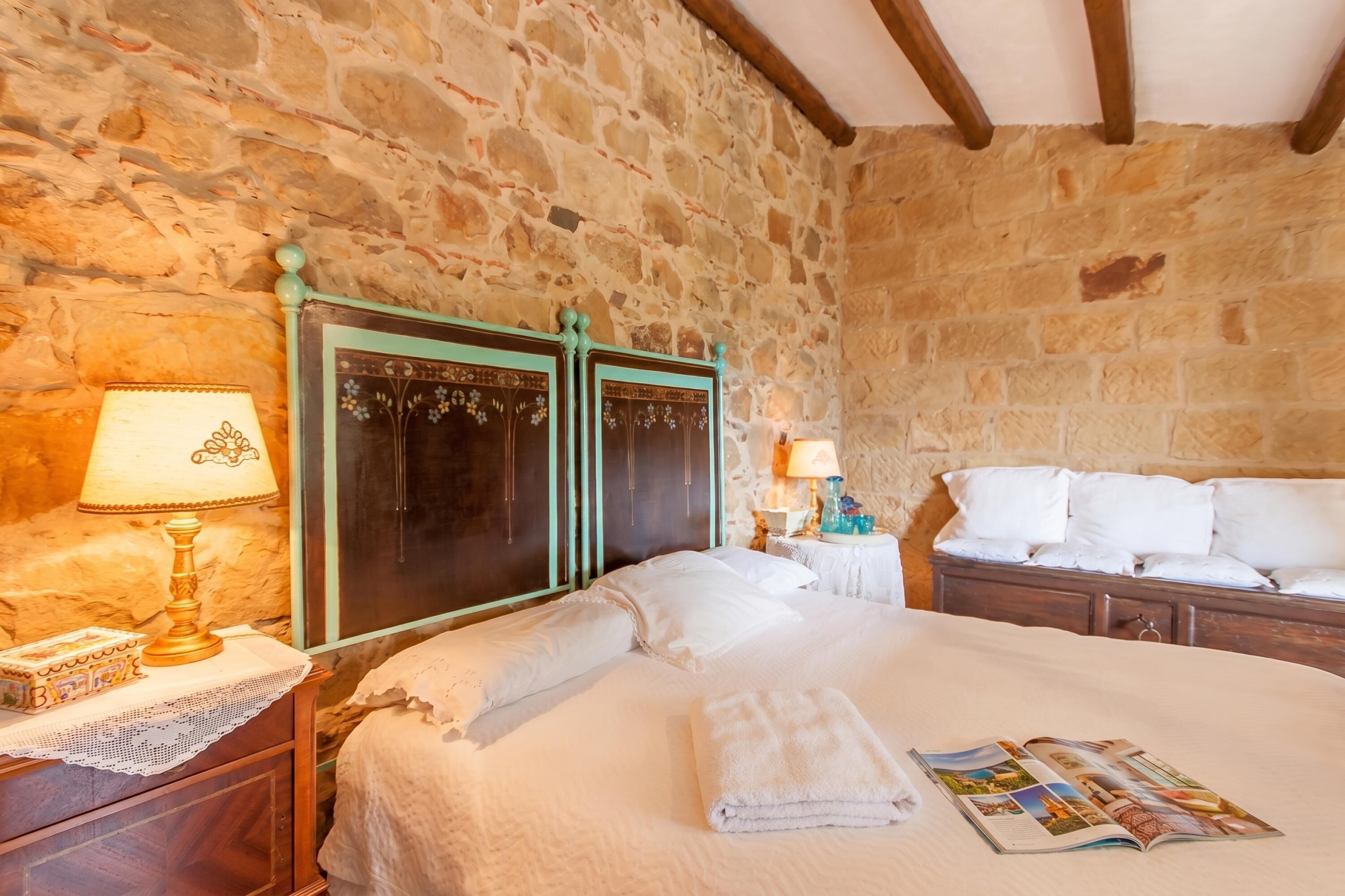 Family Villa, Multiple Bedrooms, Mountainside (Villa Olmo With Private Pool) | 6 bedrooms, iron/ironing board, free WiFi, bed sheets