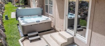 Wasatch Retreat - Pool Table, Ping Pong, & Arcade!