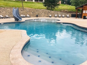 Piscine extérieure