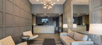 Cozy Loft Free w Gym, Garden, Wifi, Target Next Door, Central location