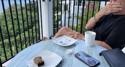 Amazing sea Views and Breathtaking Sunsets Everyday!!!