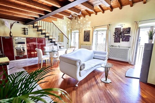 Luxury Design Loft - [Piazza Pontida]
