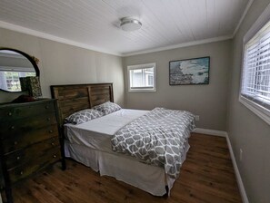 4 bedrooms, free WiFi