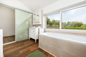 Shower, towels - Villa Dioniz (Rovinj)